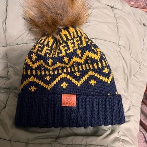 NWOT ariat fleece lined hat